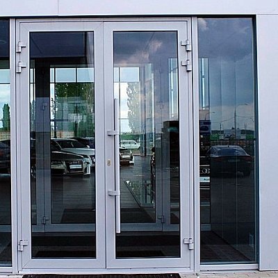 Как выбрать качественные алюминиевые двери